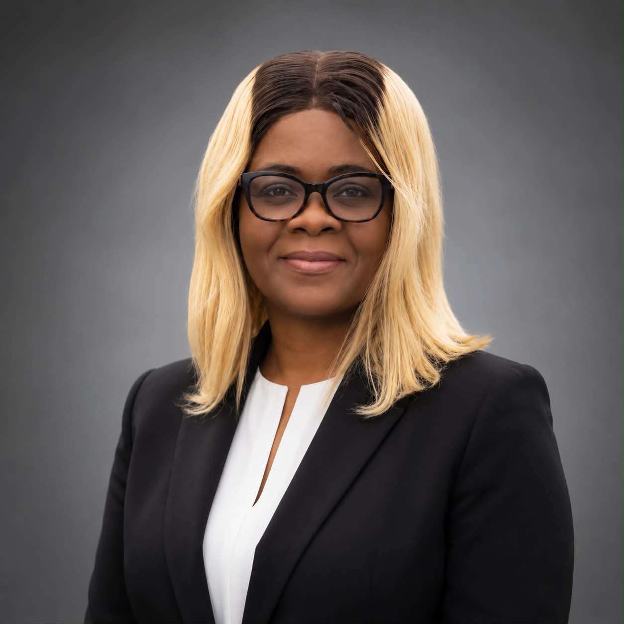 Olivia Oluchi Ebepu Honored with Iconic Excellence in Strategic Marketing & Industry Leadership Award 2022